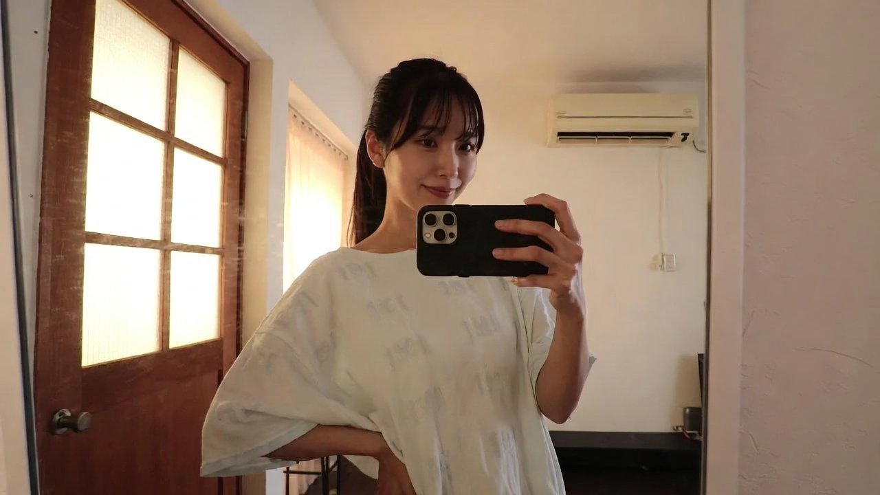 japanese women casual coffee date outfits