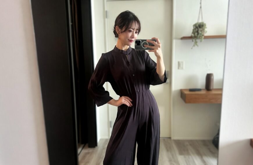 japanese women jumpsuit outfit combinations